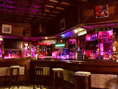The Pub risas, copas & friends b del, C. Cruz, 26, 06600 Cabeza del Buey, Badajoz, España