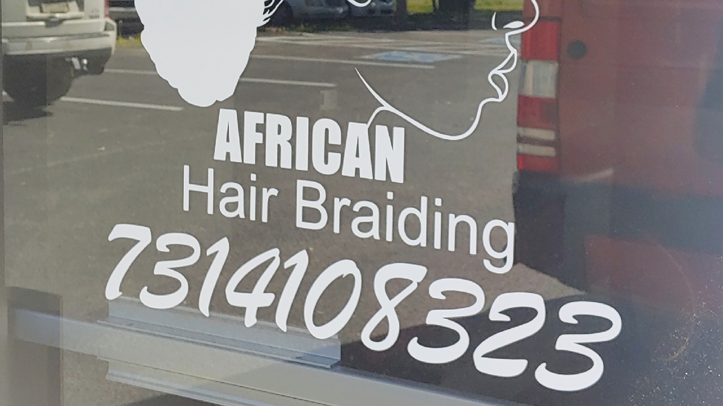 Wende'so African hair braiding