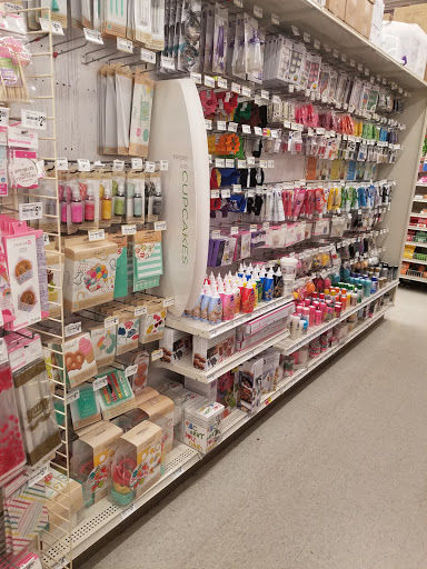 Craft Store «Michaels», reviews and photos, 5442 New Hope Commons Dr, Durham, NC 27707, USA