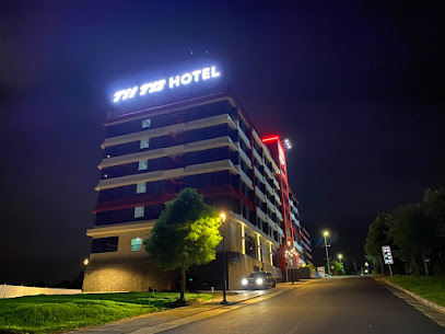 麗寶賽車主題旅店-T11 T12 Hotel