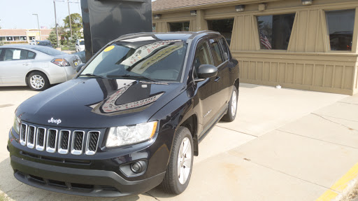 Car Dealer «Express Auto Of Benton Harbor», reviews and photos, 1620 Mall Dr, Benton Harbor, MI 49022, USA