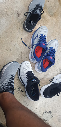 Running Store «iRun & Company Miami», reviews and photos, 5050 Biscayne Blvd #103, Miami, FL 33137, USA