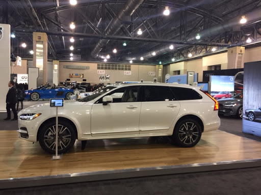 Car Dealer «Wynn Volvo Cars Norristown», reviews and photos, 2049 W Main St, Norristown, PA 19403, USA