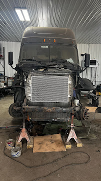 Triple I Truck Repair - Photo 3 - Car repair in Cleveland, OH, Cleveland