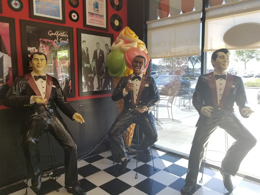 Dessert Shop «SH-Booms Ice Cream & The Oldies», reviews and photos, 42609 US-27, Davenport, FL 33837, USA