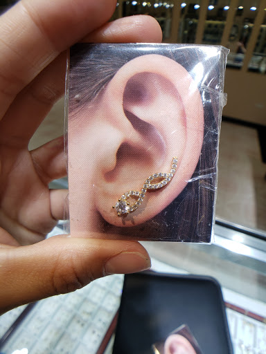 Jeweler «Velazquez Jewelers», reviews and photos, 3544 W 26th St, Chicago, IL 60623, USA