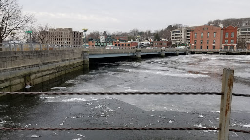 Coffee Shop «Starbucks», reviews and photos, 1 Parker Harding Plaza, Westport, CT 06880, USA