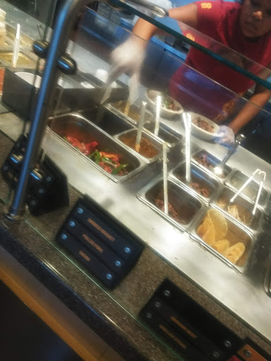 Mexican Restaurant «QDOBA Mexican Eats», reviews and photos, 42967 Woodward Ave, Bloomfield Twp, MI 48304, USA