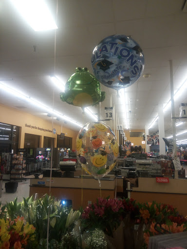 Grocery Store «Kroger», reviews and photos, 1200 E Bristol Rd, Burton, MI 48529, USA