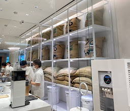 % Arabica Jakarta Plaza Indonesia photo