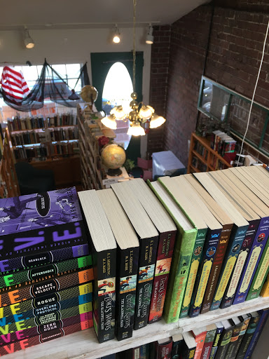 Used Book Store «A Good Book», reviews and photos, 1014 Main St, Sumner, WA 98390, USA