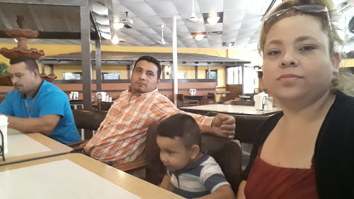 Shopping Mall «Plymouth Park Shopping Center», reviews and photos, 1625 N Story Rd, Irving, TX 75061, USA