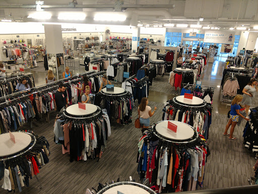 Department Store «Nordstrom Rack at The Block Northway», reviews and photos, 8031 McKnight Rd, Pittsburgh, PA 15237, USA