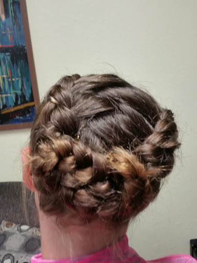 Beauty Salon «In The Cut Salon», reviews and photos, 3260 Southgate Pl SW #1, Cedar Rapids, IA 52404, USA