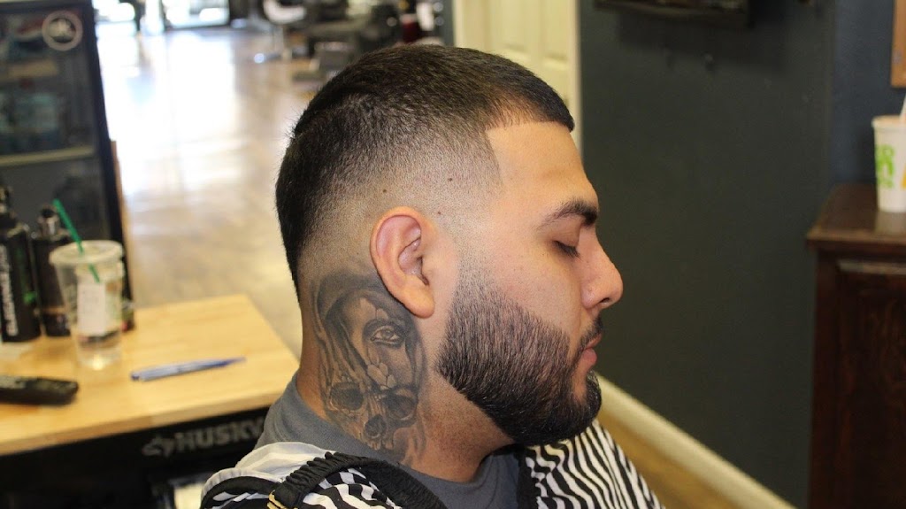 Jozay's BarberShop 93309