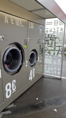 Laverie Revolution laundry à Lannion