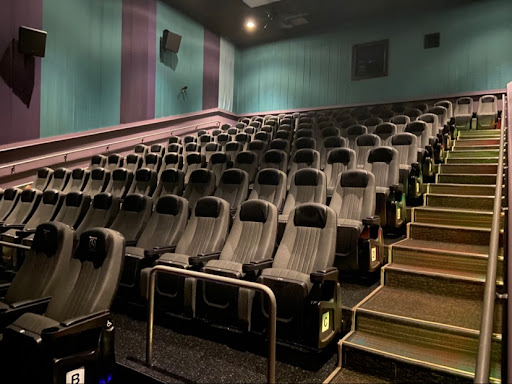 Movie Theater «Regal Cinemas Hollywood 20 & RPX - Greenville», reviews and photos, 1029 Woodruff Rd, Greenville, SC 29607, USA