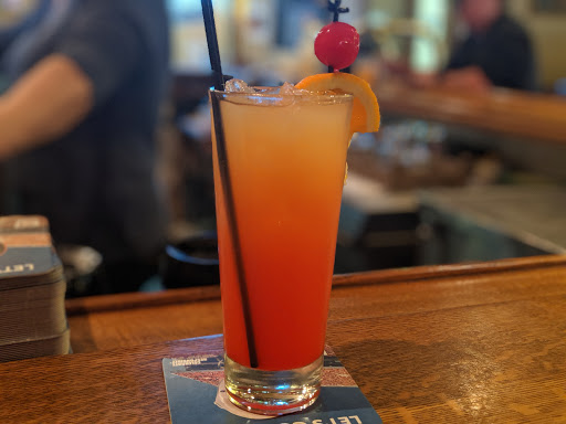 Truck Stop «Pioneer Villa Truck Plaza Inc», reviews and photos, 33180 OR-228, Halsey, OR 97348, USA