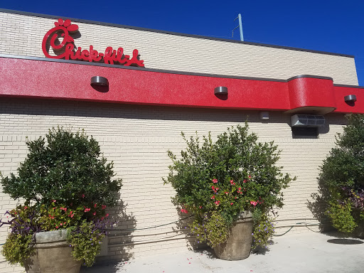 Fast Food Restaurant «Chick-fil-A», reviews and photos, 2530 Sandy Plains Rd, Marietta, GA 30066, USA