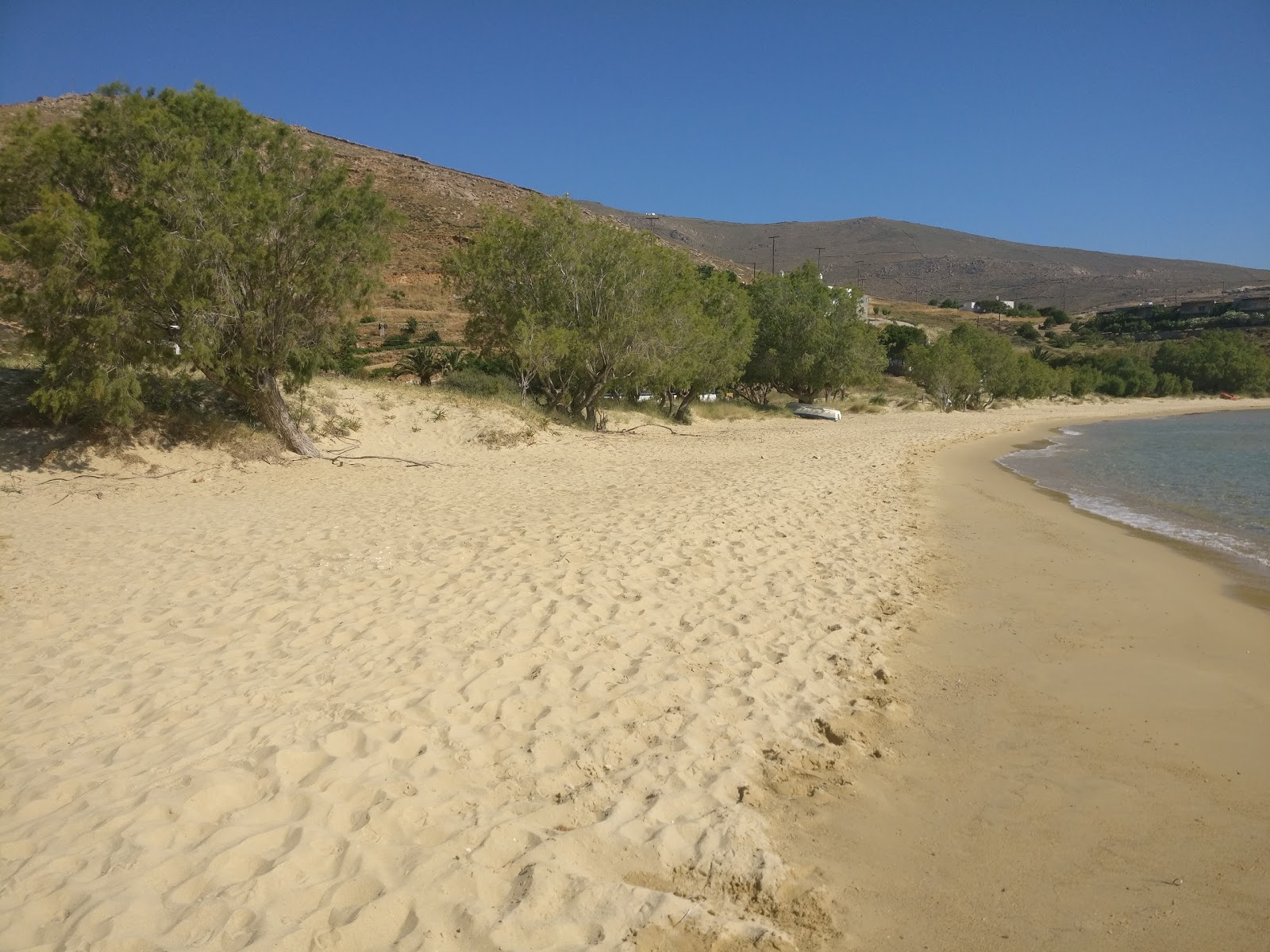 Fotografija Plaža Psili Ammos nahaja se v naravnem okolju