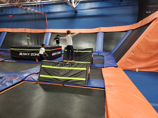 Salem Crossing Shopping Center, 2029 Lynnhaven Pkwy, Virginia Beach, VA 23456, USA, 