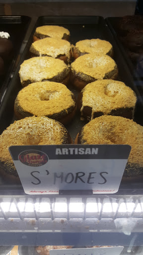 Coffee Shop «Glaze Donuts», reviews and photos, 358 River Rd, New Milford, NJ 07646, USA