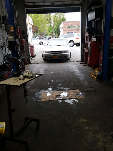 Auto Repair Shop «Floral Park Gas & Auto Repair», reviews and photos, 286 Jericho Turnpike, Floral Park, NY 11001, USA