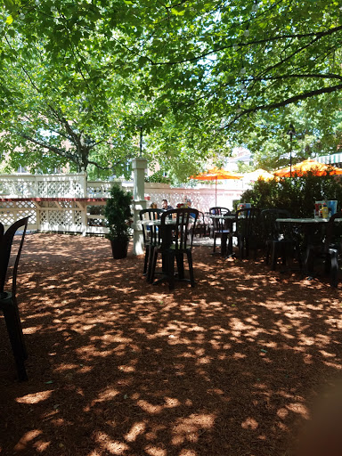 American Restaurant «Portsmouth Gas Light Co.», reviews and photos, 64 Market St, Portsmouth, NH 03801, USA