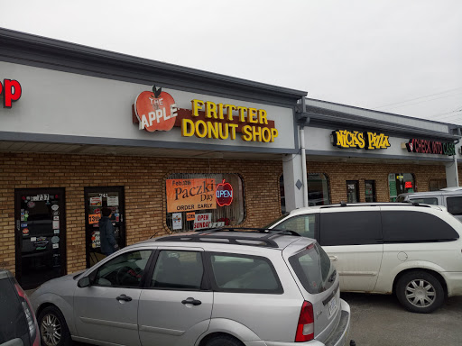 Donut Shop «Apple Fritter Donut Shop», reviews and photos, 741 E 9 Mile Rd, Ferndale, MI 48220, USA