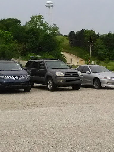 Fennewald Auto Center LLC in Linn, Missouri