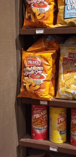 American Restaurant «Cracker Barrel Old Country Store», reviews and photos, 80 Alamo Dr, London, KY 40741, USA