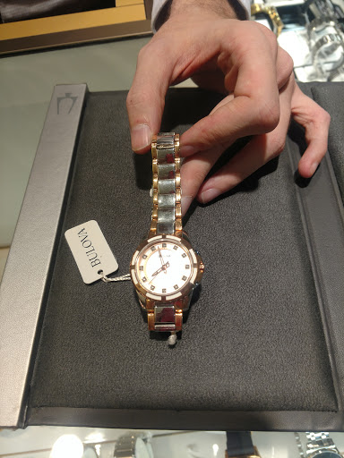 Shopping Mall «Blue Ridge Mall», reviews and photos, 1800 Four Seasons Blvd # 5, Hendersonville, NC 28792, USA