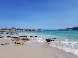 Lowlands Beach II'in fotoğrafı imkanlar alanı