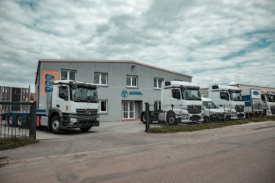 J-Trucks à Le Perray-en-Yvelines