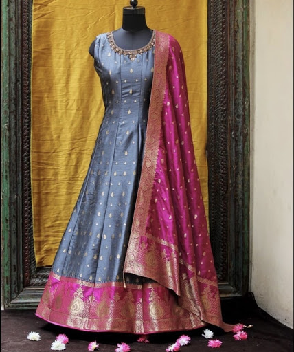 Clothing Store «Bombay Boutique | Indian Clothing», reviews and photos, 1955 Brookside Ln, Hoffman Estates, IL 60169, USA