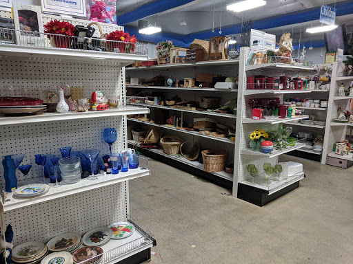 Thrift Store «Goodwill of Silicon Valley», reviews and photos, 311 W Calaveras Blvd, Milpitas, CA 95035, USA