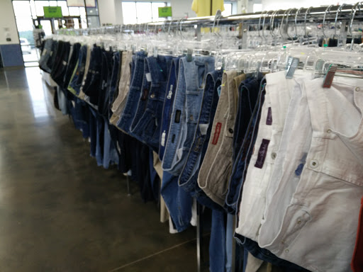 Thrift Store «Goodwill Retail Store of Jefferson City», reviews and photos