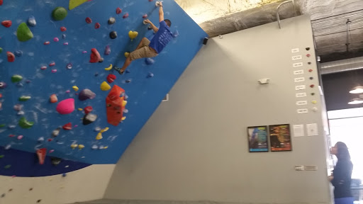 Gym «Summit Climbing, Yoga & Fitness - Denton», reviews and photos, 220 W Oak St, Denton, TX 76201, USA
