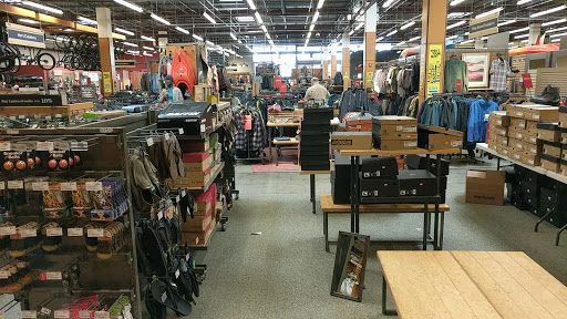 Camping Store «REI», reviews and photos, 279 Salem St, Reading, MA 01867, USA