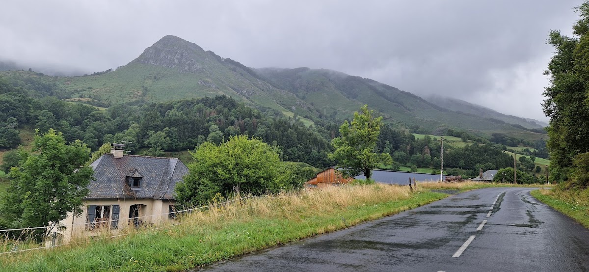 Ferme du Perruchet à Mandailles-Saint-Julien (Cantal 15)