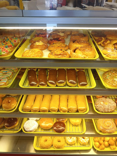 Donut Shop «Rainbow Donuts», reviews and photos, 12307 Imperial Hwy, Norwalk, CA 90650, USA
