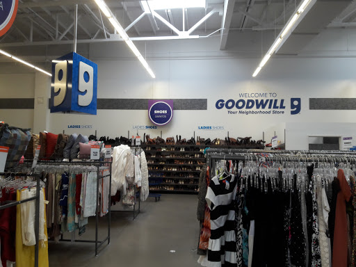 Thrift Store «91st & Northern Goodwill Retail Store & Donation Center», reviews and photos, 9000 W Northern Ave, Glendale, AZ 85305, USA