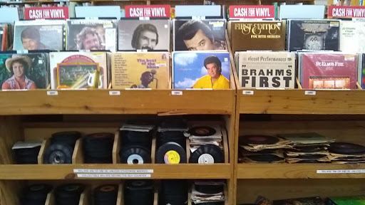 Book Store «Half Price Books», reviews and photos, 770 E Road to Six Flags St, Arlington, TX 76011, USA