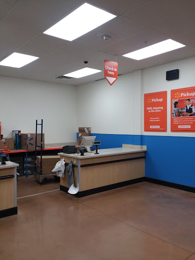 Department Store «Walmart Supercenter», reviews and photos, 10 Riverton Commons Dr, Front Royal, VA 22630, USA