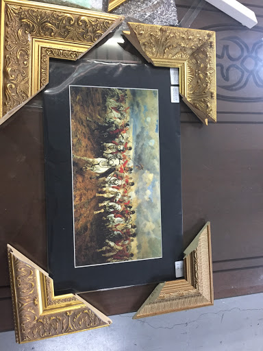 Cheap picture frames in Melbourne