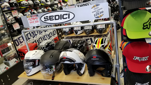 Motorcycle Parts Store «Cycle Gear», reviews and photos, 388 Tarrytown Rd, White Plains, NY 10607, USA