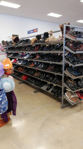 Thrift Store «Goodwill Store & Donation Station», reviews and photos, 635 Cibolo Valley Drive, Cibolo, TX 78108, USA