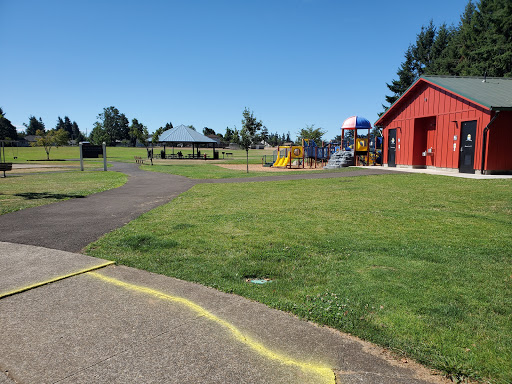 Dog Park «Chapin Park», reviews and photos, 338 Warner Parrott Rd, Oregon City, OR 97045, USA