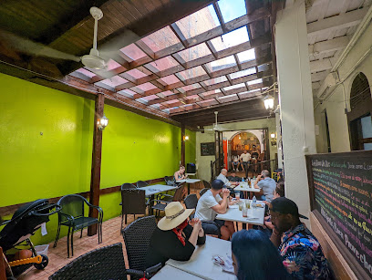 Tropical Taste Restaurant - 156 Calle del Cristo, San Juan, 00901, Puerto Rico