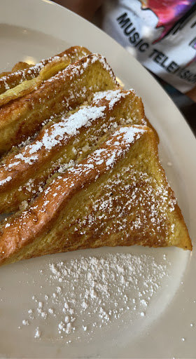 Breakfast Restaurant «Brunch Cafe-St Charles», reviews and photos, 172 S 1st St, St Charles, IL 60174, USA